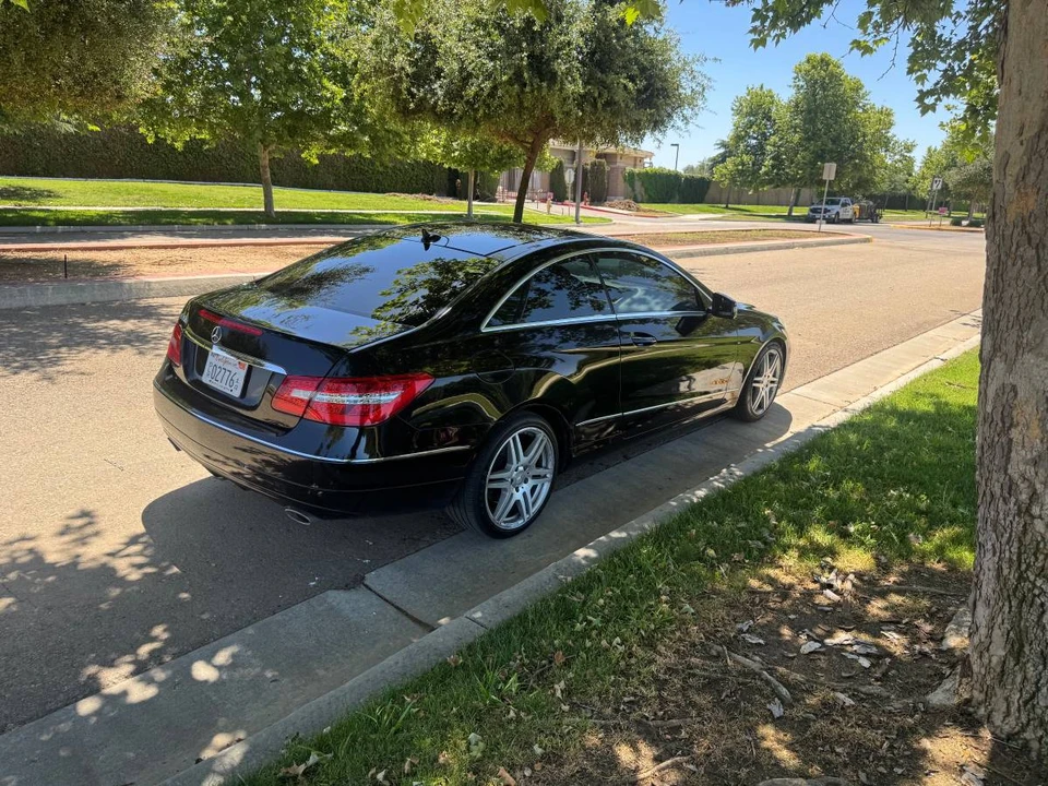 2010 Mercedes-Benz W212 E-Class - Image 3 of 11