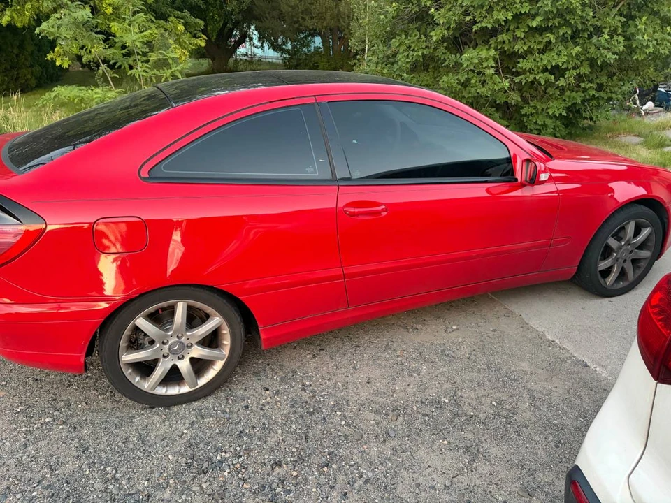 2002 Mercedes-Benz W203 C-Class - Image 2 of 4