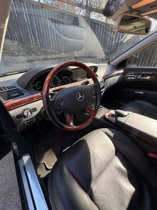 2009 Mercedes-Benz W221 S-Class - Image 9 of 24