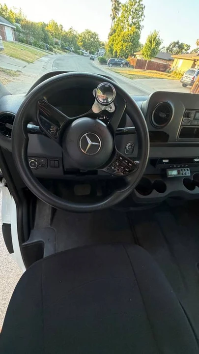 2019 Mercedes-Benz VS30 Sprinter - Image 15 of 16