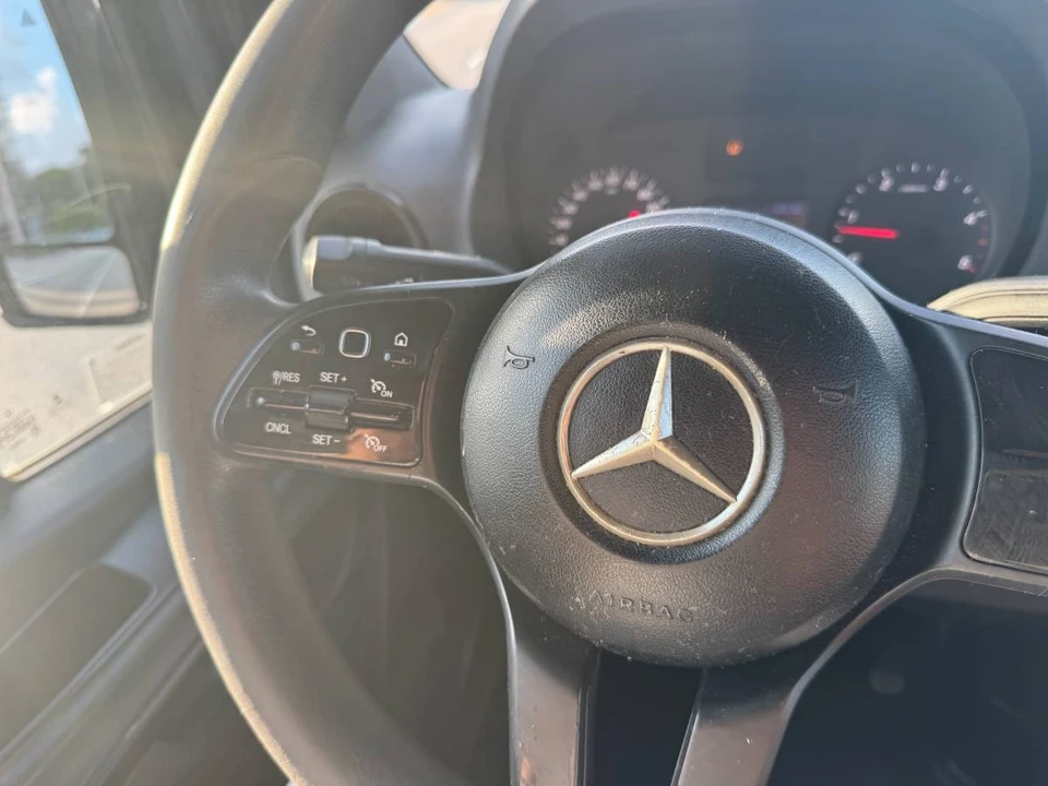 2019 Mercedes-Benz VS30 Sprinter - Image 18 of 20