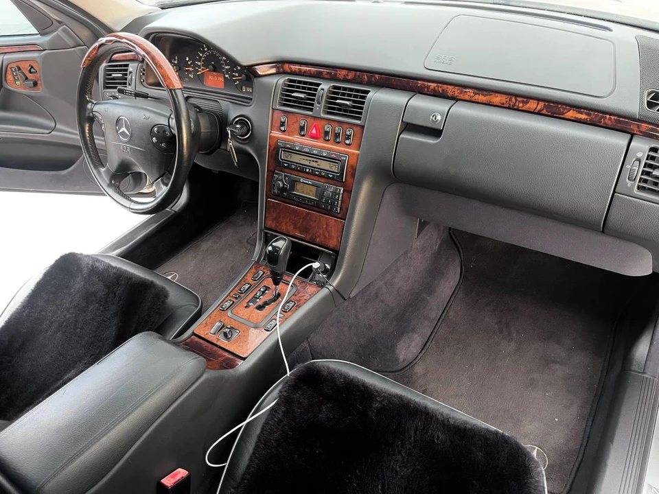 2002 Mercedes-Benz W210 E-Class - Image 10 of 24