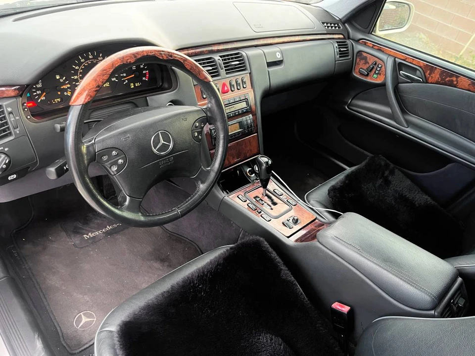 2002 Mercedes-Benz W210 E-Class - Image 9 of 24