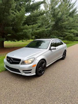 2012 Mercedes-Benz C300 Luxury 4MATIC