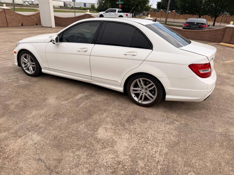 2014 Mercedes-Benz W204 C-Class - Image 5 of 18