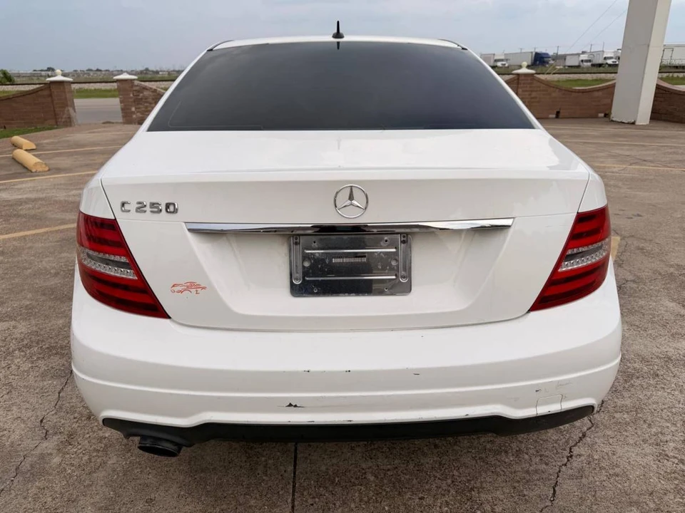 2014 Mercedes-Benz W204 C-Class - Image 6 of 18