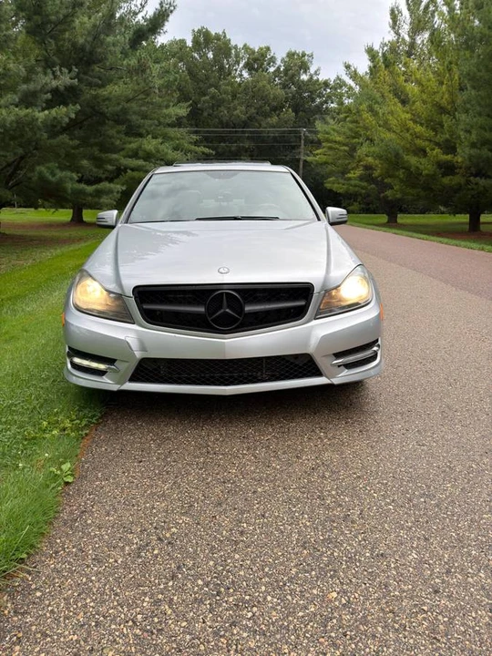 2012 Mercedes-Benz W204 C-Class - Image 2 of 18