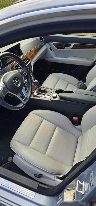 2013 Mercedes-Benz W204 C-Class - Image 5 of 8