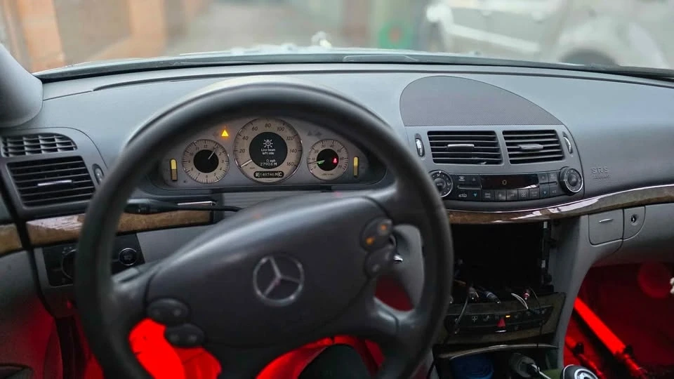 2007 Mercedes-Benz W211 E-Class - Image 3 of 3