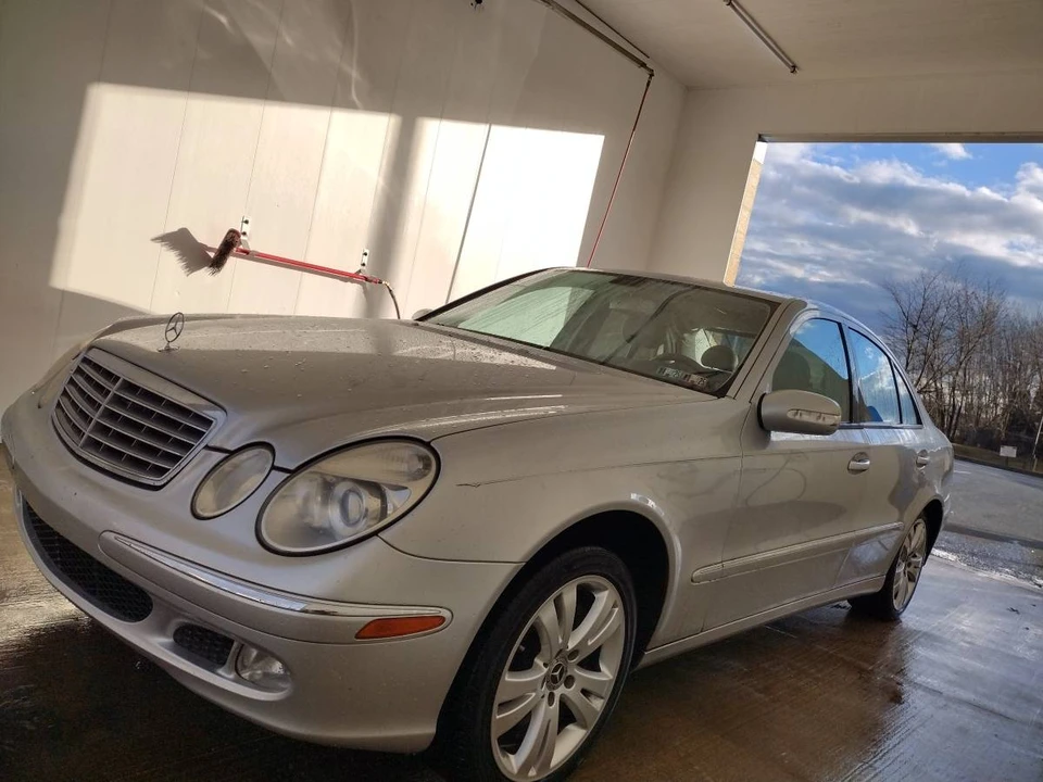 2004 Mercedes-Benz W211 E-Class - Image 4 of 8