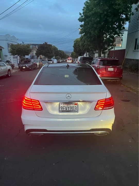 2014 Mercedes-Benz W212 E-Class - Image 2 of 5