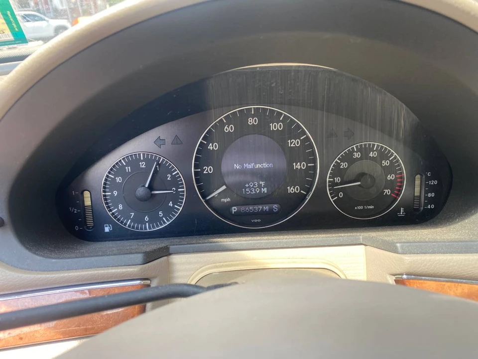 2003 Mercedes-Benz 500E & E500 - Image 8 of 10