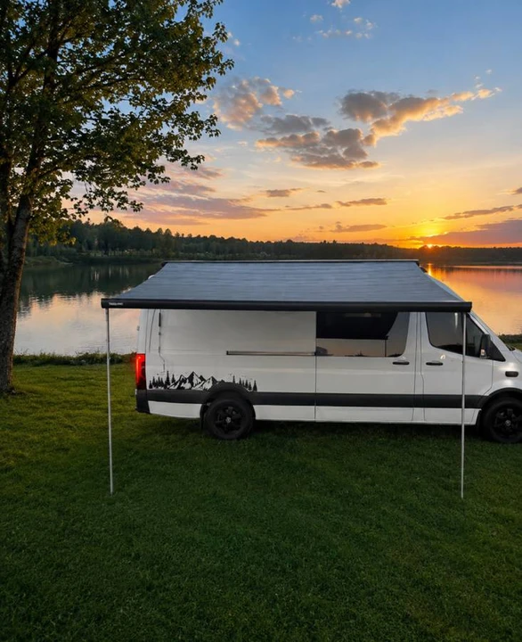 2019 Mercedes-Benz VS30 Sprinter - Image 2 of 14