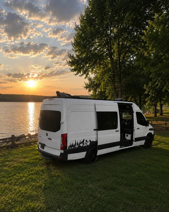 2019 Mercedes-Benz VS30 Sprinter - Image 4 of 20