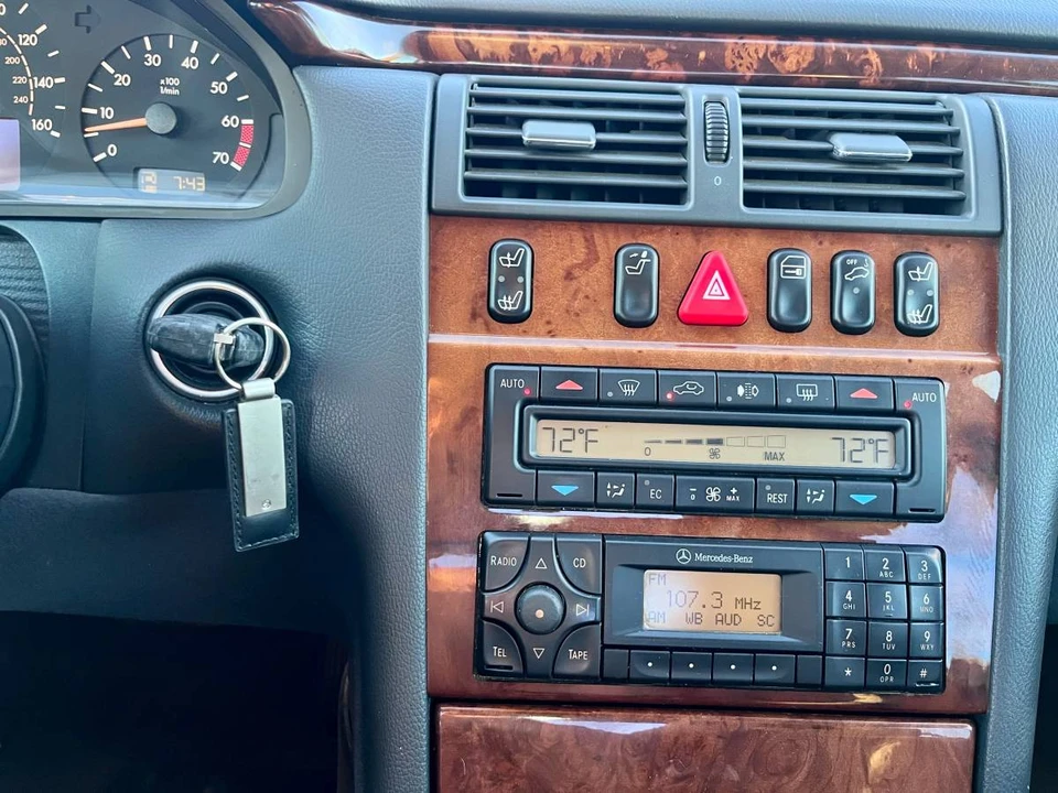 2002 Mercedes-Benz W210 E-Class - Image 16 of 24