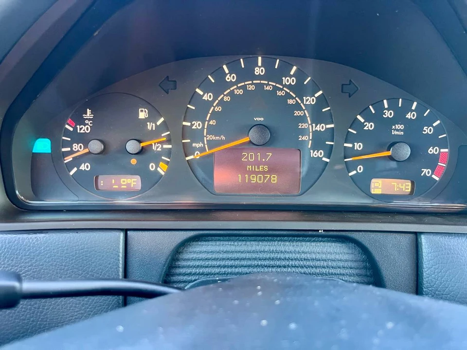 2002 Mercedes-Benz W210 E-Class - Image 15 of 24