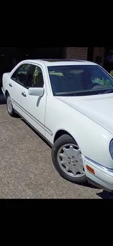 1997 Mercedes-Benz E320