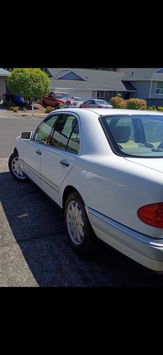 1997 Mercedes-Benz W210 E-Class - Image 13 of 17