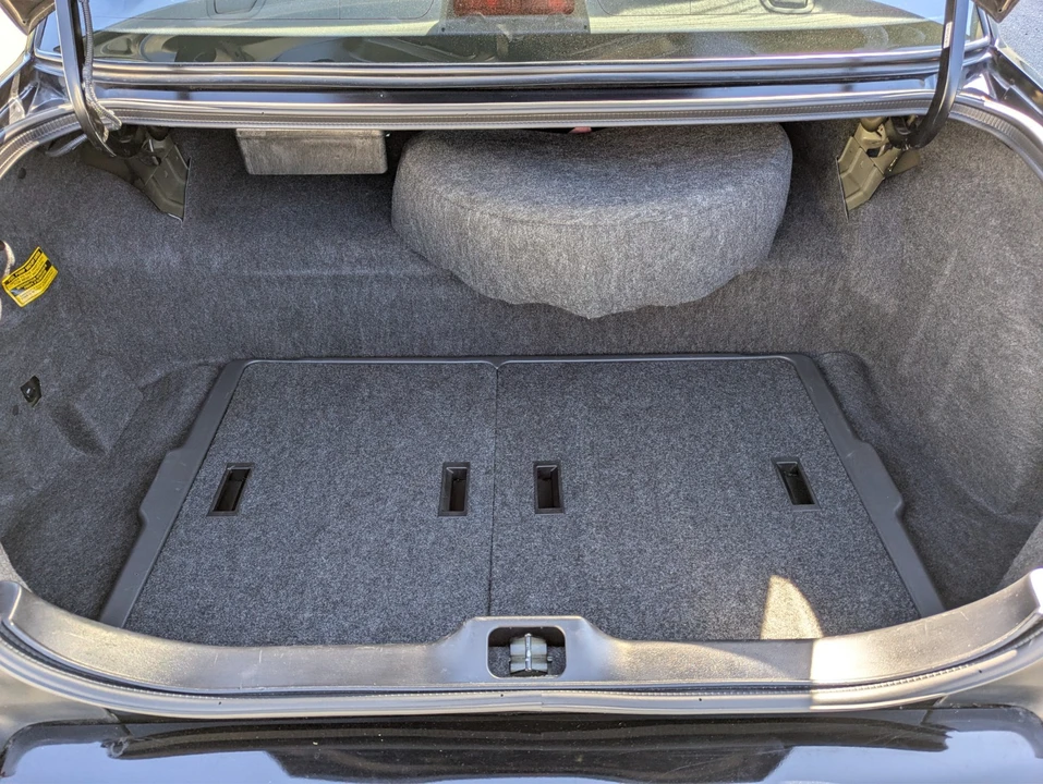 2003 Mercury Marauder - Image 21 of 24