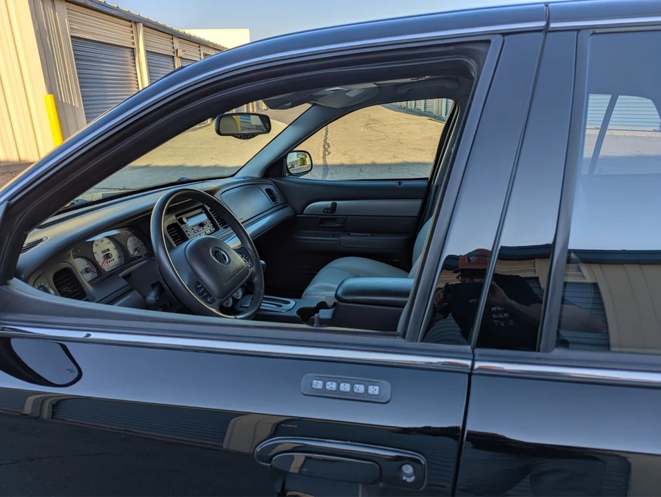 2003 Mercury Marauder - Image 12 of 24