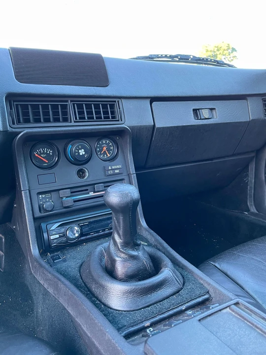 1988 Porsche 924 S - Image 14 of 31