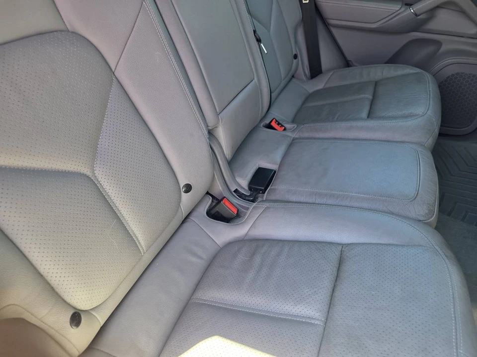 2011 Porsche 958 Cayenne - Image 12 of 24