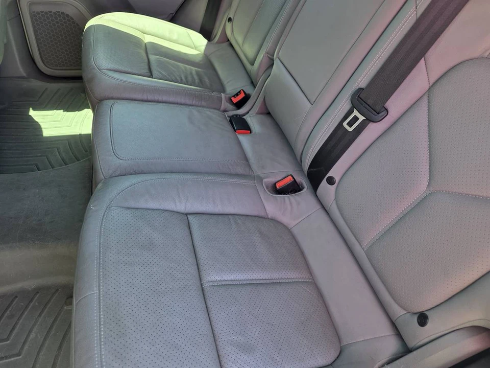 2011 Porsche 958 Cayenne - Image 18 of 24