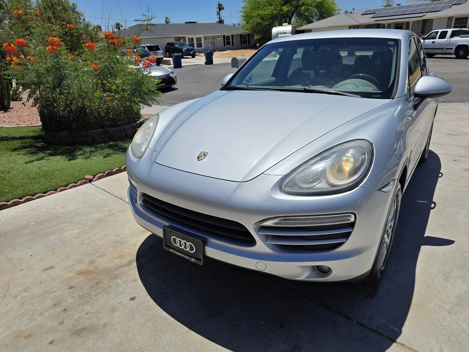 2011 Porsche 958 Cayenne - Image 8 of 24