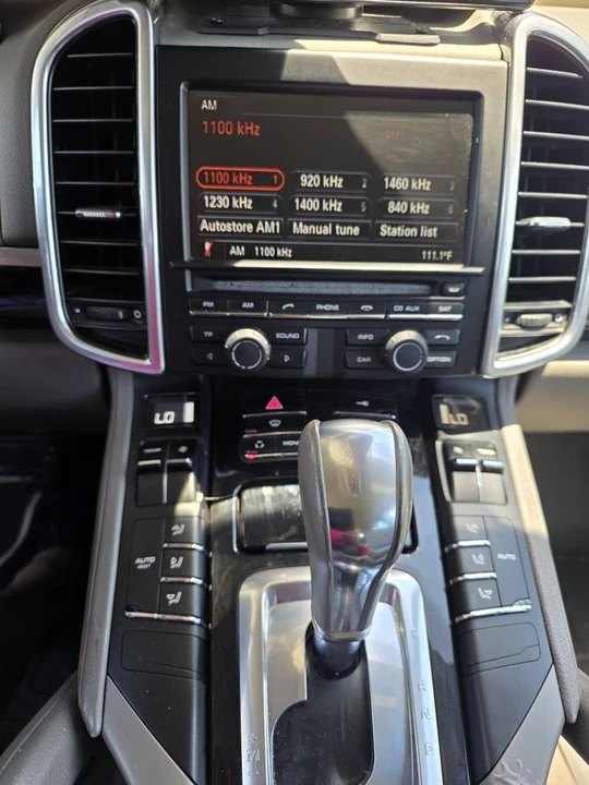 2011 Porsche 958 Cayenne - Image 22 of 24
