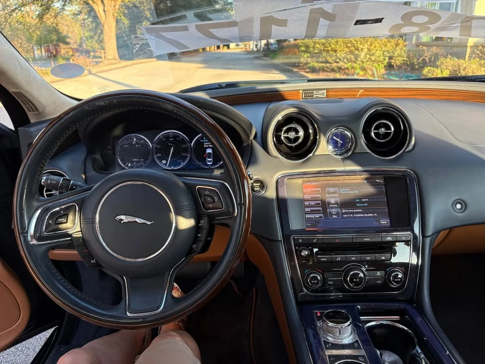 2012 Jaguar X351 XJ - Image 4 of 10