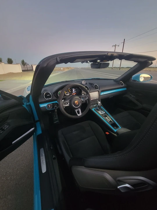 2021 Porsche 718 Boxster Spyder - Image 27 of 31