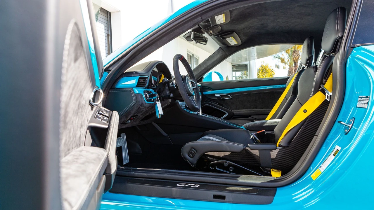 2018 Porsche 991 GT3 - Image 13 of 21