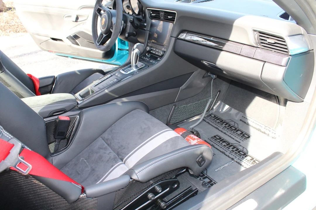 2018 Porsche 991 GT3 - Image 11 of 18