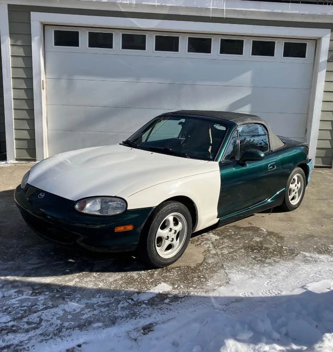 2000 Mazda NB MX-5 Miata - Image 5 of 10