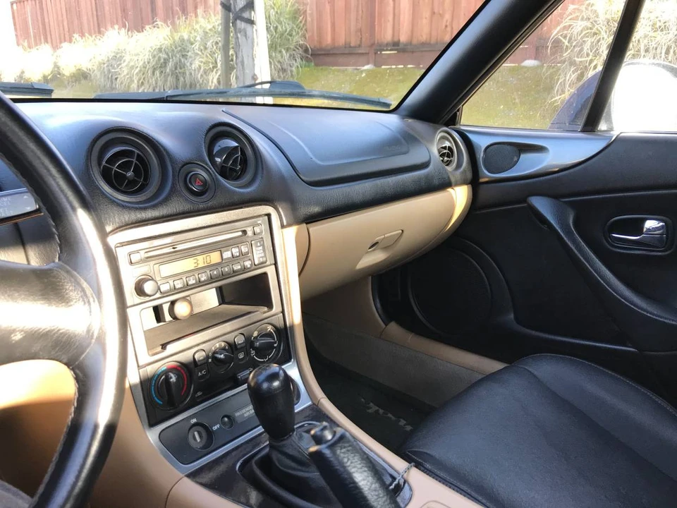 2001 Mazda NB MX-5 Miata - Image 5 of 5