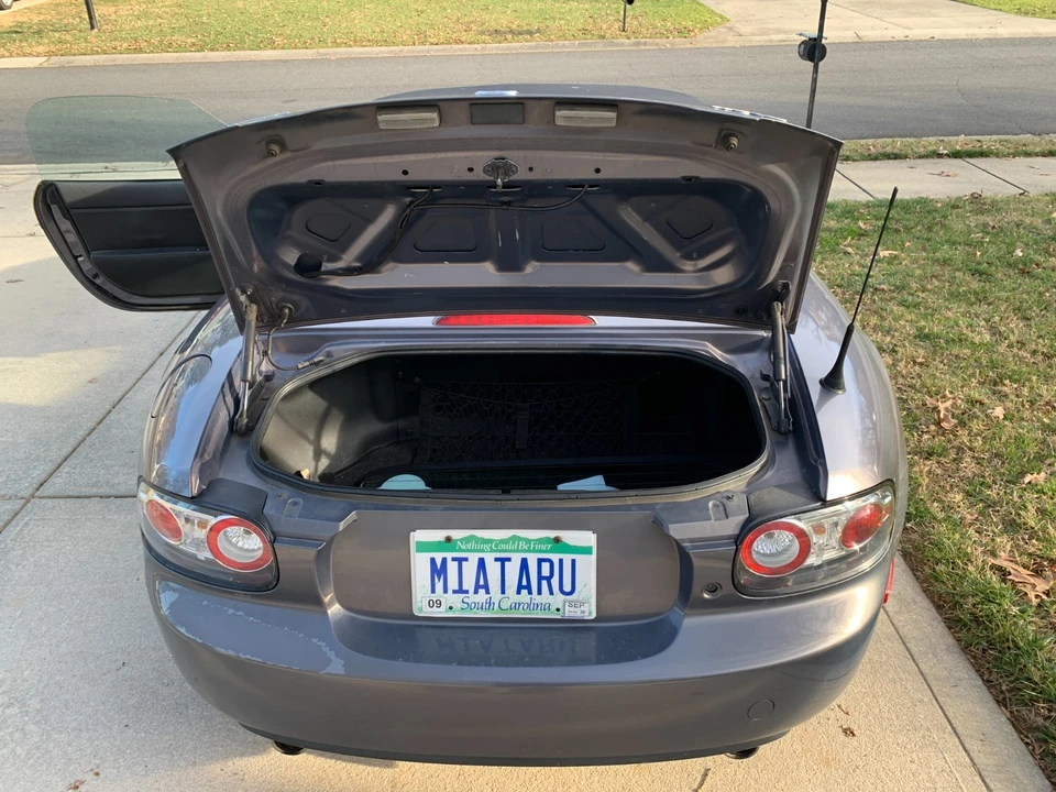 2006 Mazda NC MX-5 Miata - Image 19 of 21