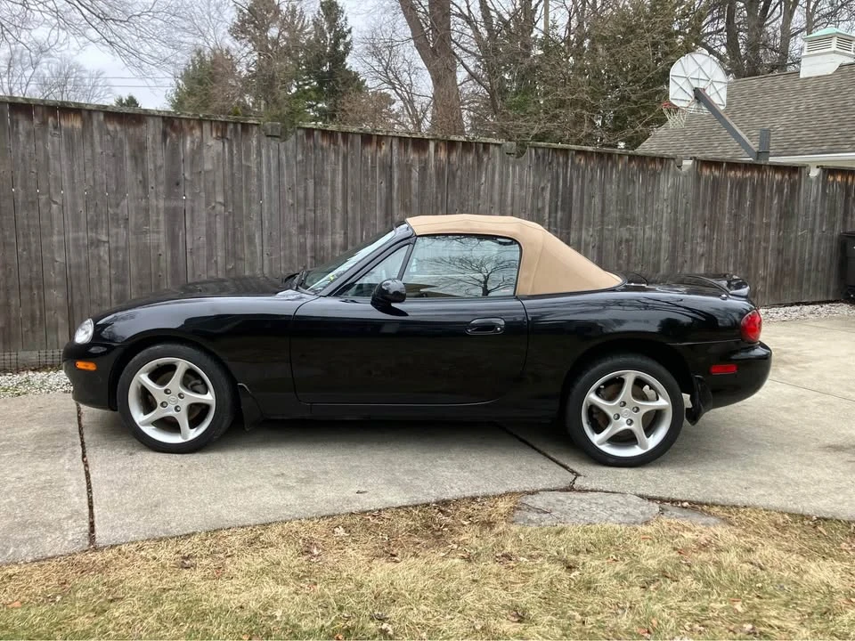 2002 Mazda NB MX-5 Miata - Image 6 of 10