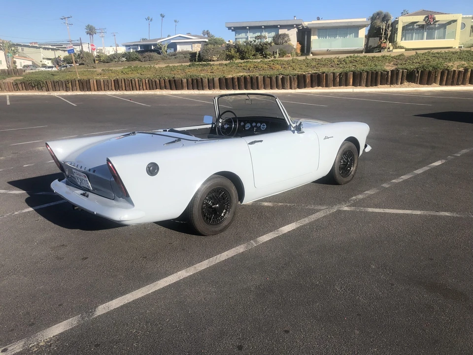 1963 Sunbeam Alpine - Image 12 of 31