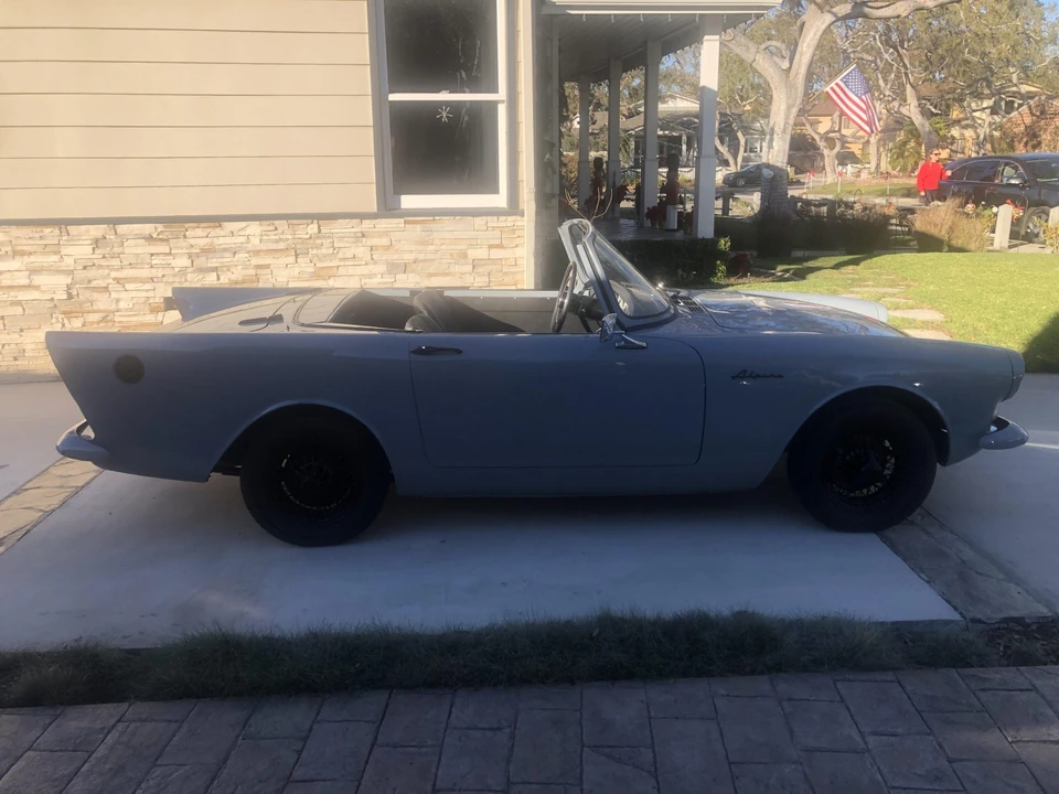 1963 Sunbeam Alpine - Image 10 of 31