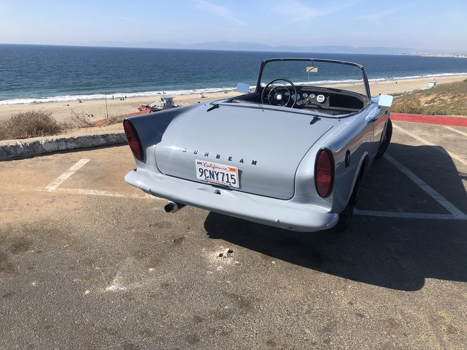 1963 Sunbeam Alpine - Image 14 of 31