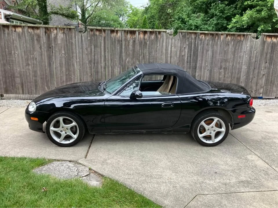 2000 Mazda NB MX-5 Miata - Image 7 of 10
