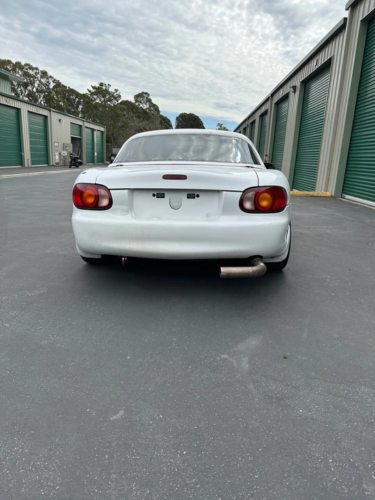 2001 Mazda NB MX-5 Miata - Image 3 of 12