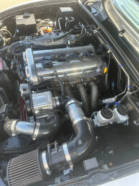 2001 Mazda NB MX-5 Miata - Image 9 of 12