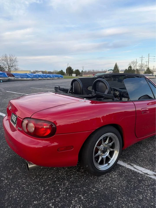2002 Mazda NB MX-5 Miata - Image 3 of 10