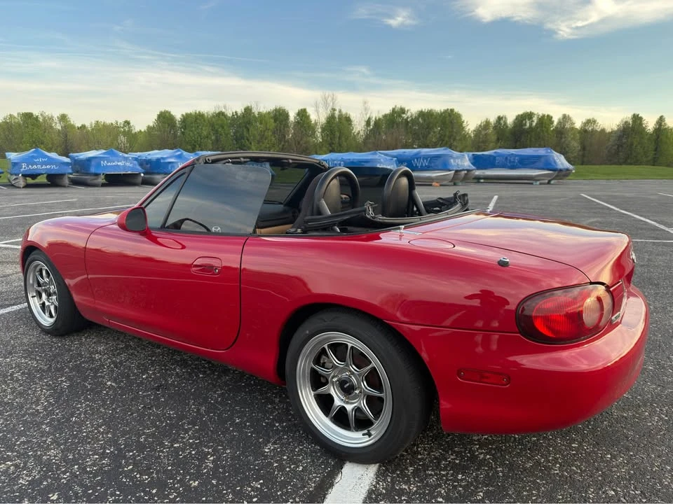2002 Mazda NB MX-5 Miata - Image 2 of 10