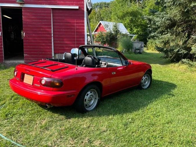 1990 Mazda NA MX-5 Miata - Image 4 of 10