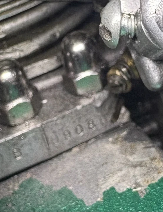 Vehicle image 21 of 22