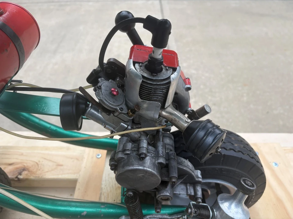 Vehicle image 16 of 22