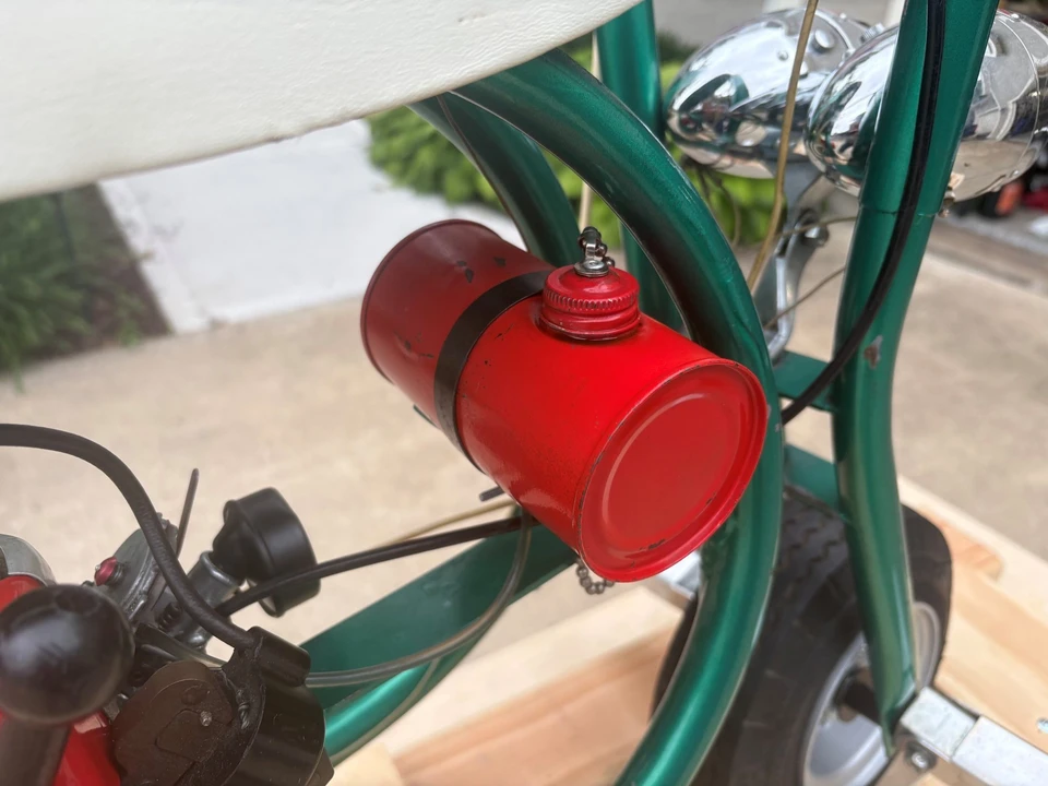 Vehicle image 17 of 22