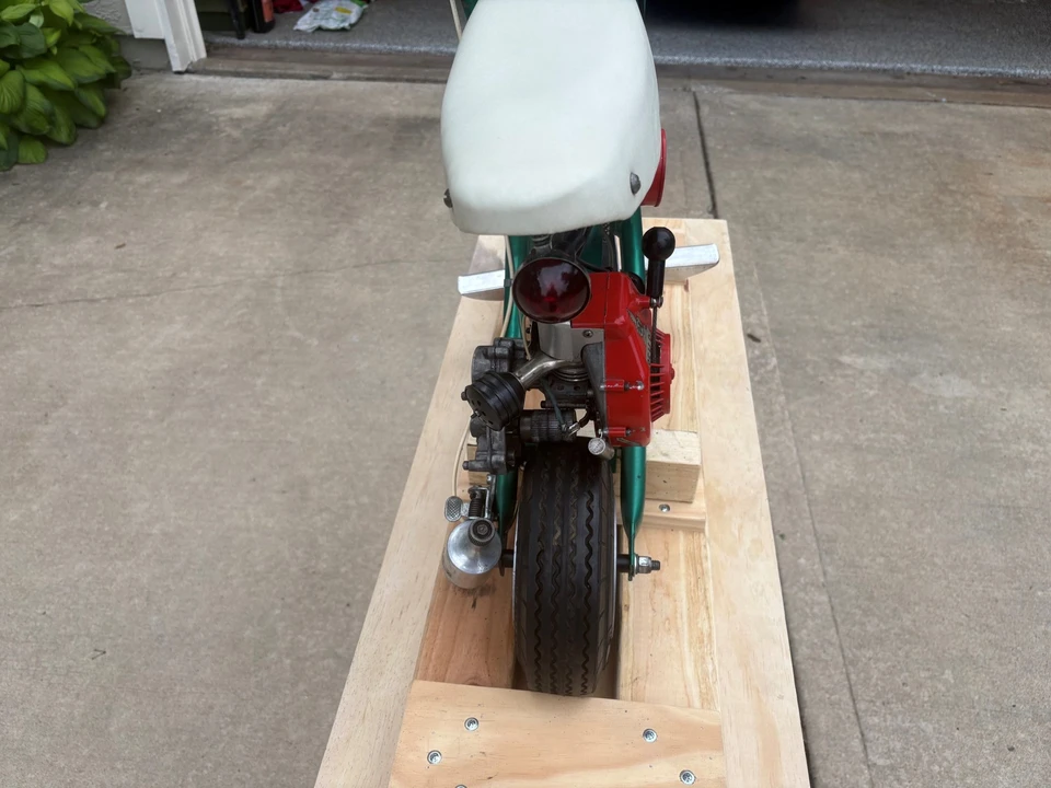 Vehicle image 4 of 22